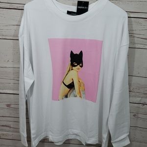 NWT 🎀CAT WOMAN♡LONG SLEEVE♡T-SHIRT🎀